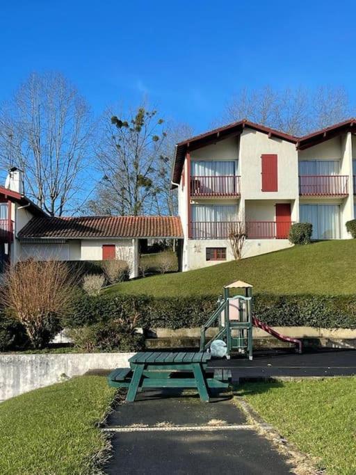 Adour Piscine Vue Montagnes Apartment Souraide ภายนอก รูปภาพ
